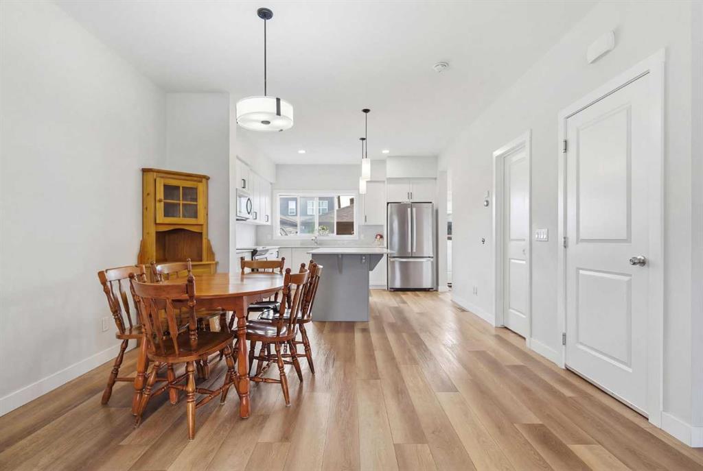 Picture for 80 Legacy Reach Crescent SE