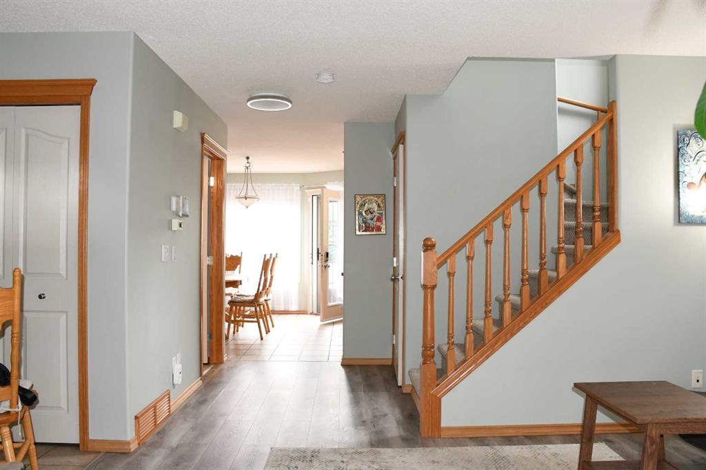 Picture for 66 Cramond Circle SE