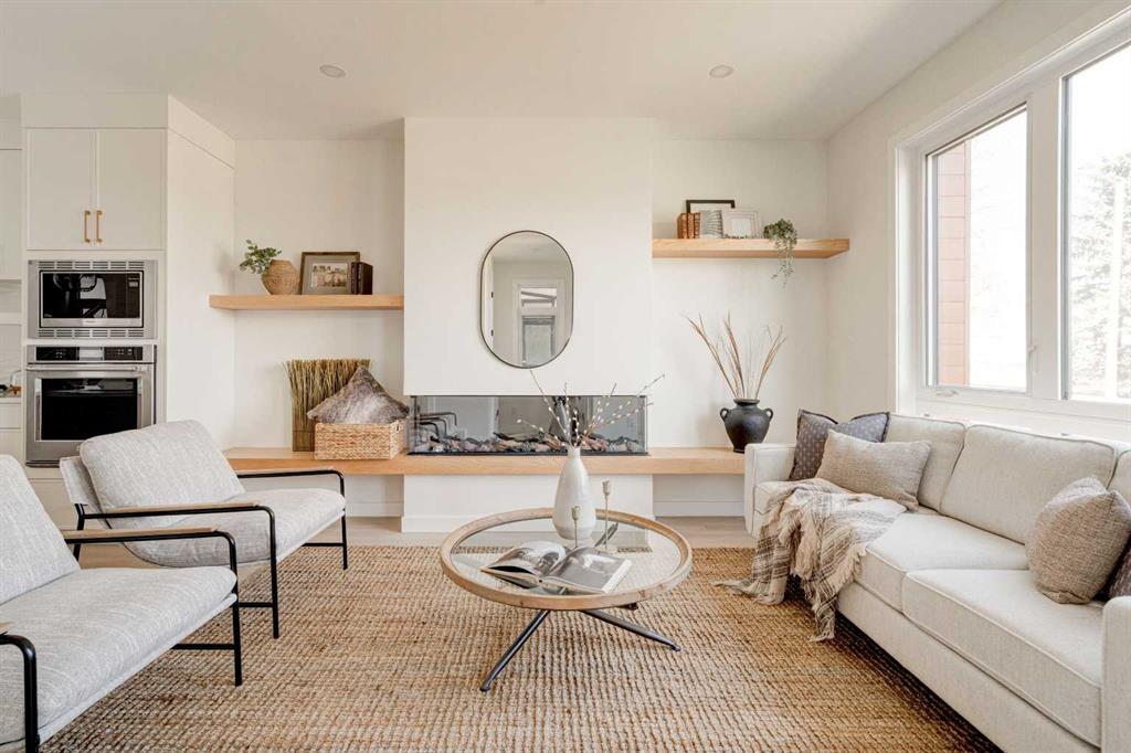 Picture for 39B Moncton Road NE