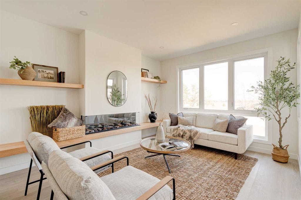 Picture for 39B Moncton Road NE