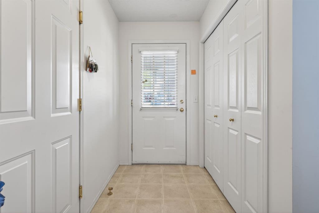 Picture for 121 Rocky Ridge Court NW