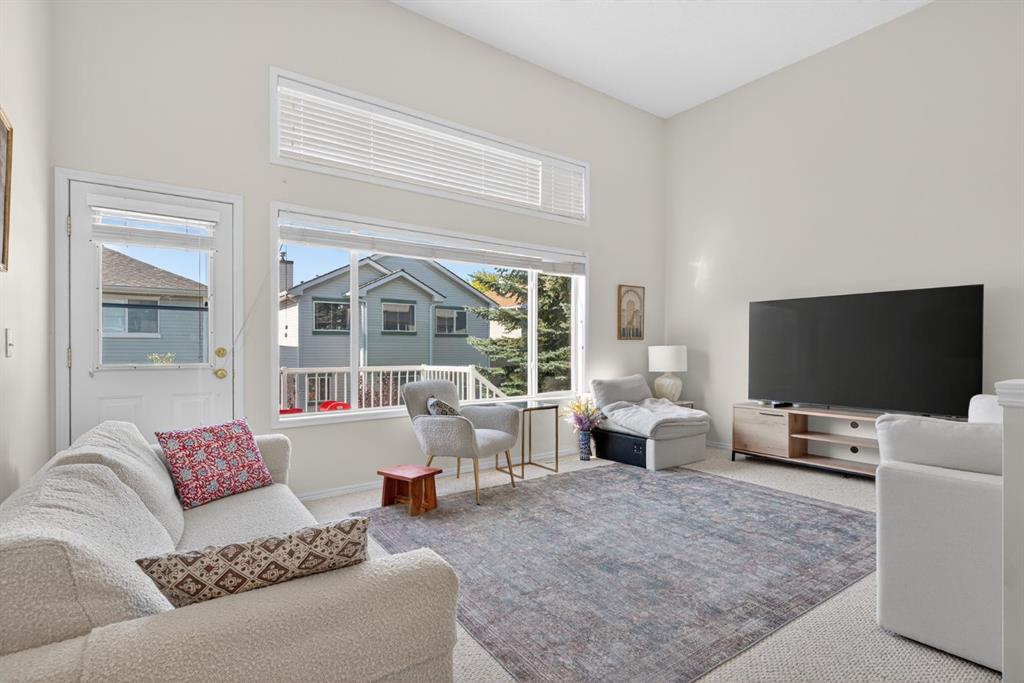 Picture for 121 Rocky Ridge Court NW