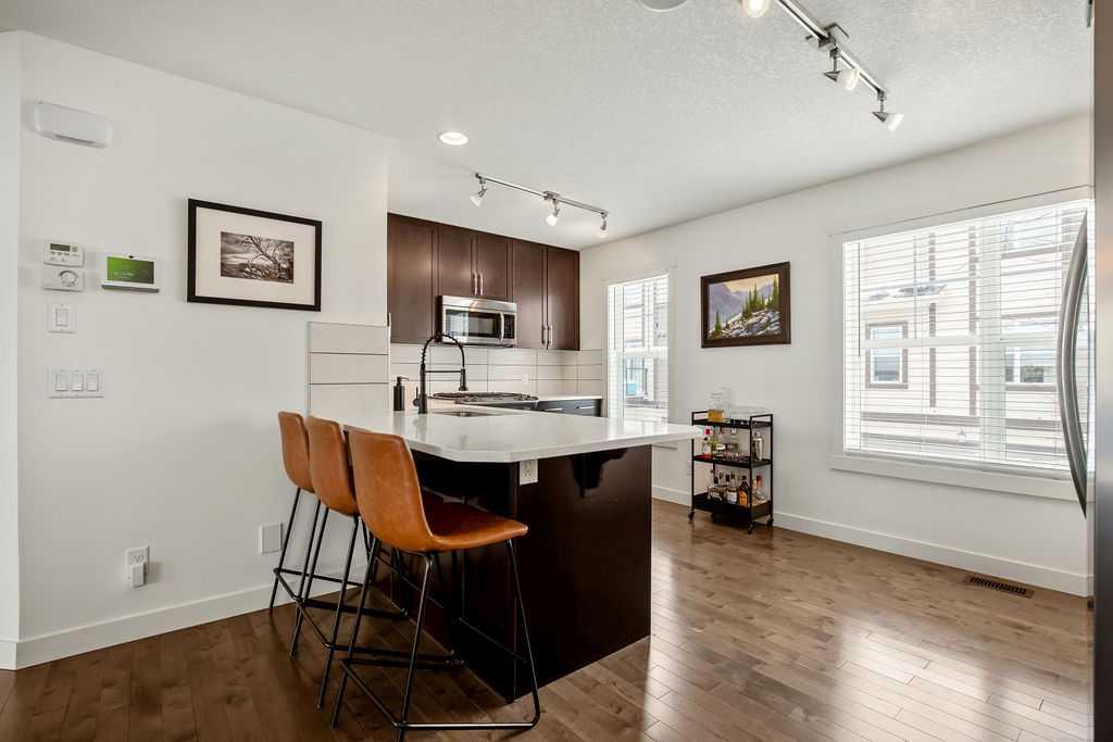 Picture for 369 Mckenzie Towne Gate SE