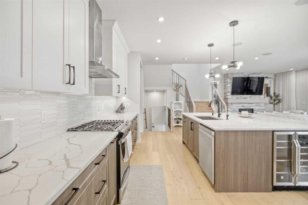 Picture for 1104 Cranbrook Gardens SE