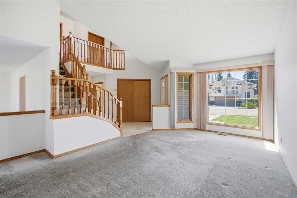 Picture for 16 Macewan Ridge View NW