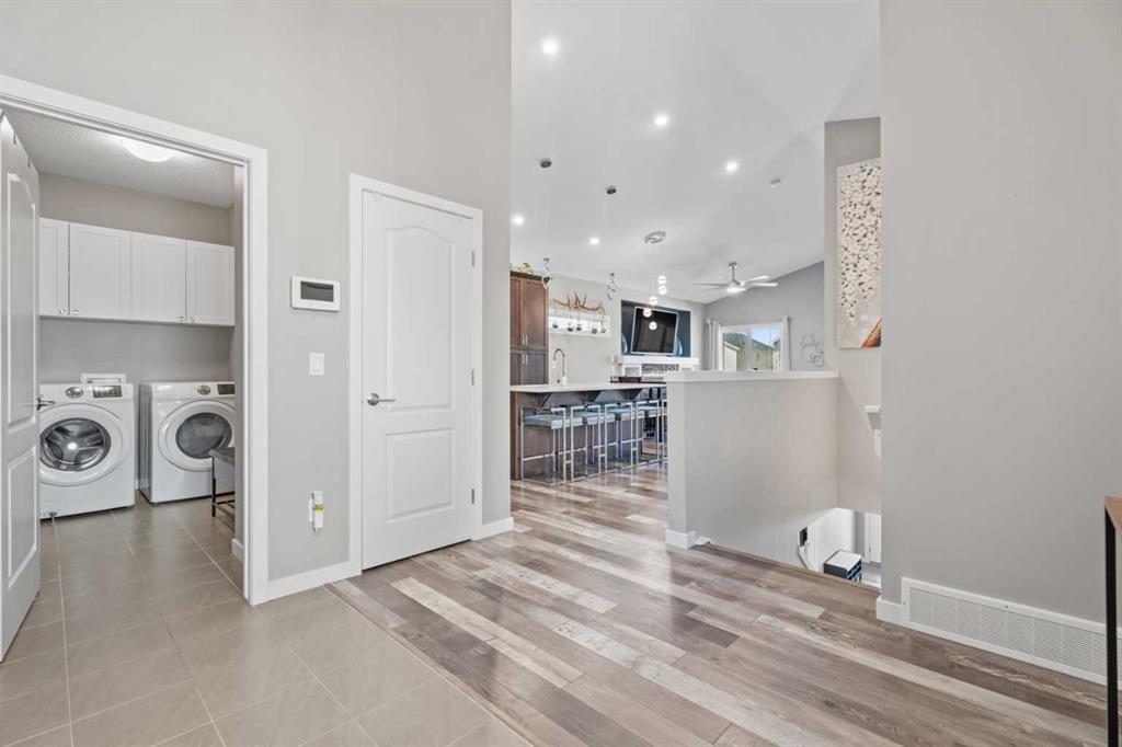 Picture for 6 Drake Landing Grove 