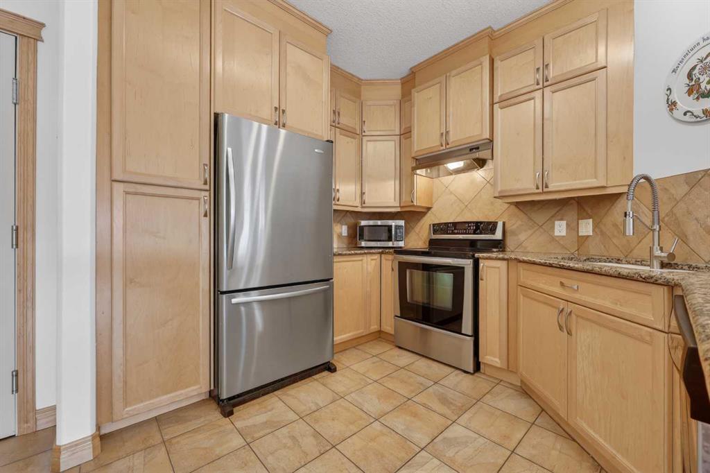 Picture for 503, 30 Discovery Ridge Close SW