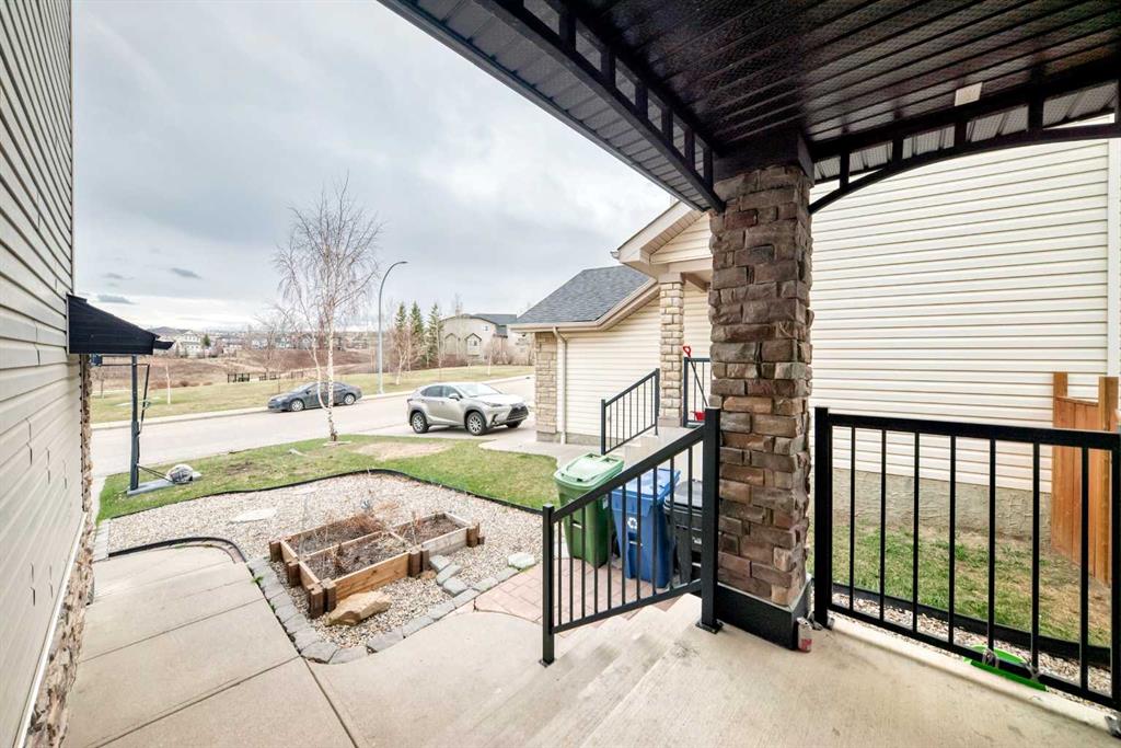 Picture for 225 Kincora Heights NW