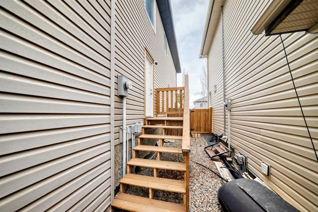 Picture for 225 Kincora Heights NW