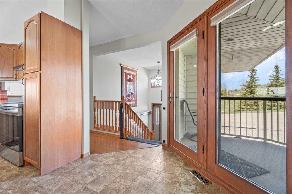 Picture for 434183 2 Street E