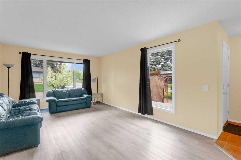 Picture for 403 Cannington Cl  SW