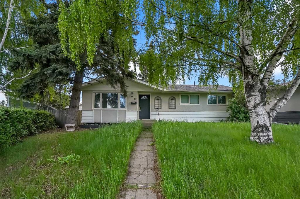 Picture for 19 Haddock Road SW