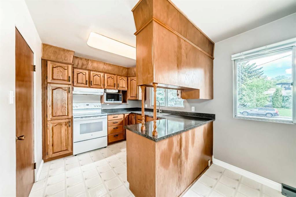 Picture for 1228 Rosehill Drive NW