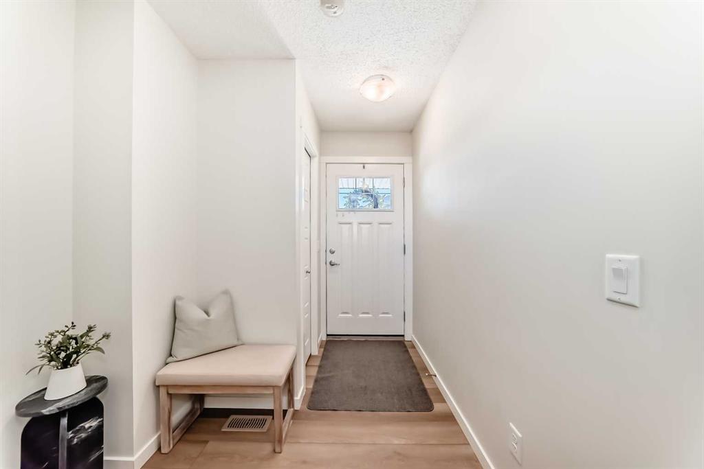 Picture for 272 Cranbrook Square SE