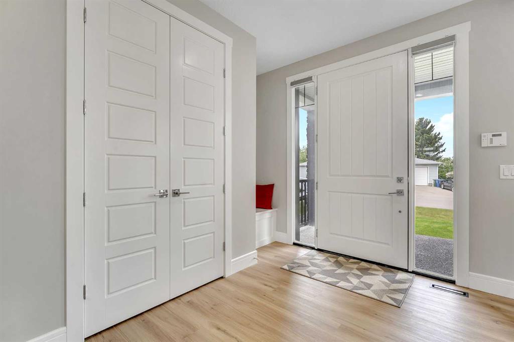 Picture for 876 East Lakeview Road 