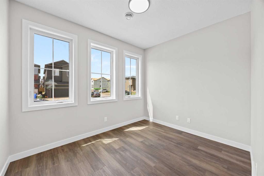 Picture for 72 Amblefield View NW