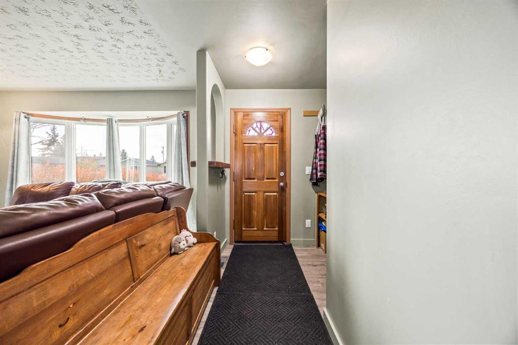 Picture for 1508 49 Street SE