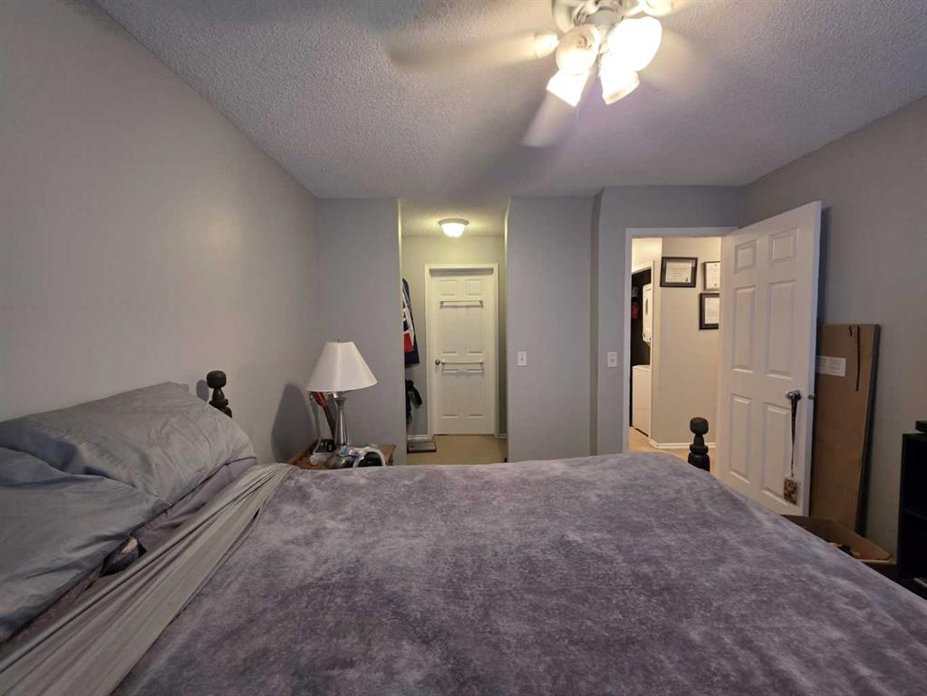 Picture for 404, 9 Country Village Bay NE https://www.cirrealty.ca/reb/creb/81/A2264481_10.jpg