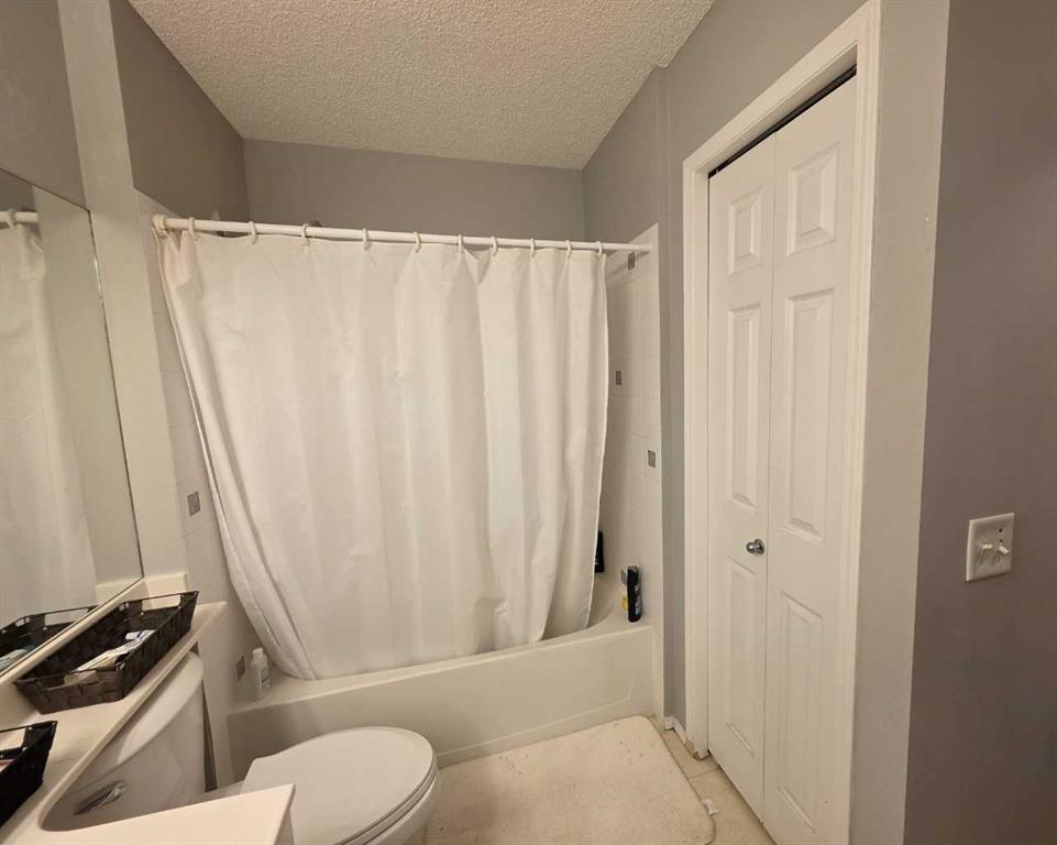Picture for 404, 9 Country Village Bay NE https://www.cirrealty.ca/reb/creb/81/A2264481_11.jpg