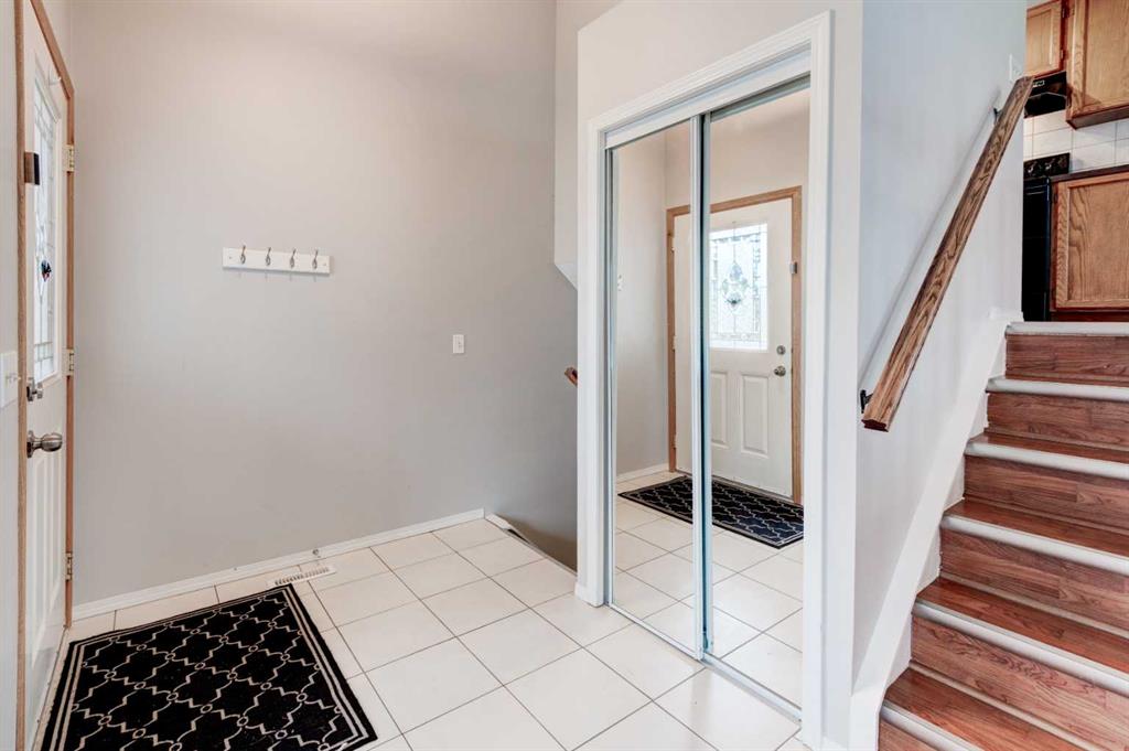 Picture for 115 Shawglen Way SW