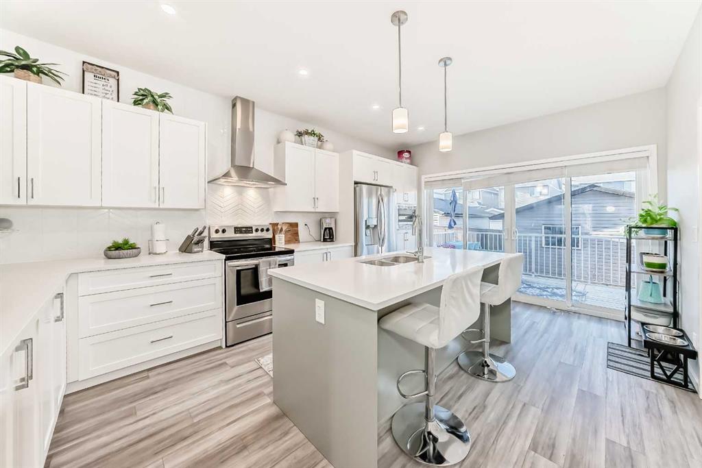 Picture for 1098 Copperfield Boulevard SE