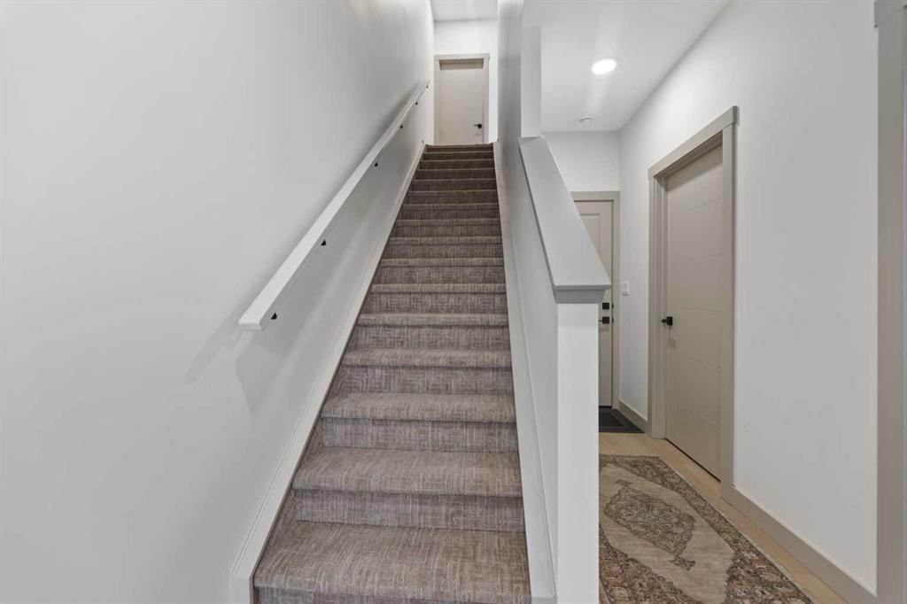 Picture for 414 Corner Meadows Square NE