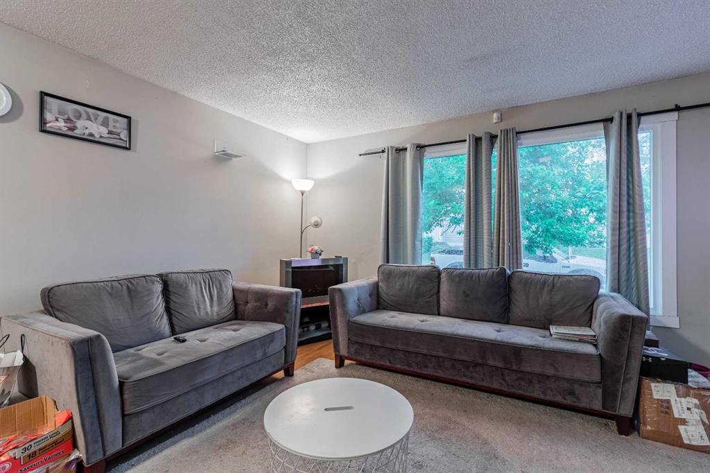 Picture for 143 Castlegrove Road NE