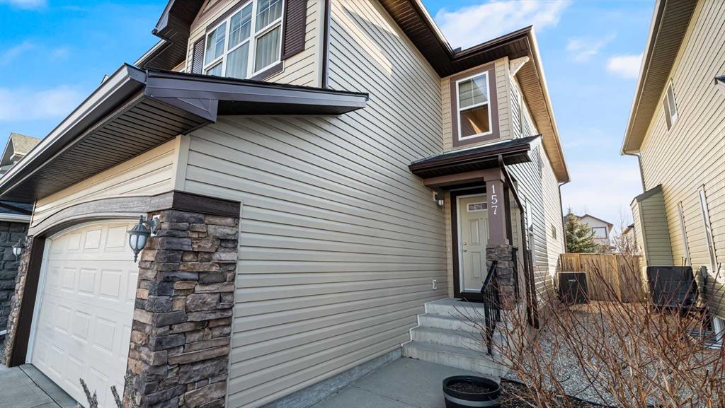 Picture for 157 Bridleridge View SW