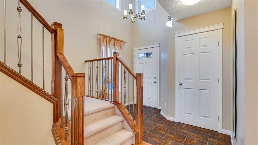 Picture for 157 Bridleridge View SW