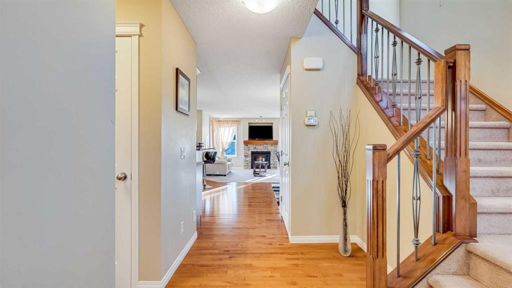 Picture for 157 Bridleridge View SW