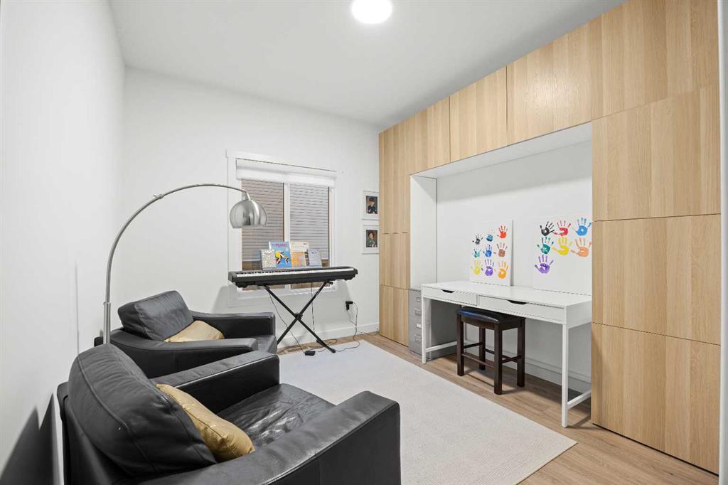 Picture for 22 Hanson Drive NE