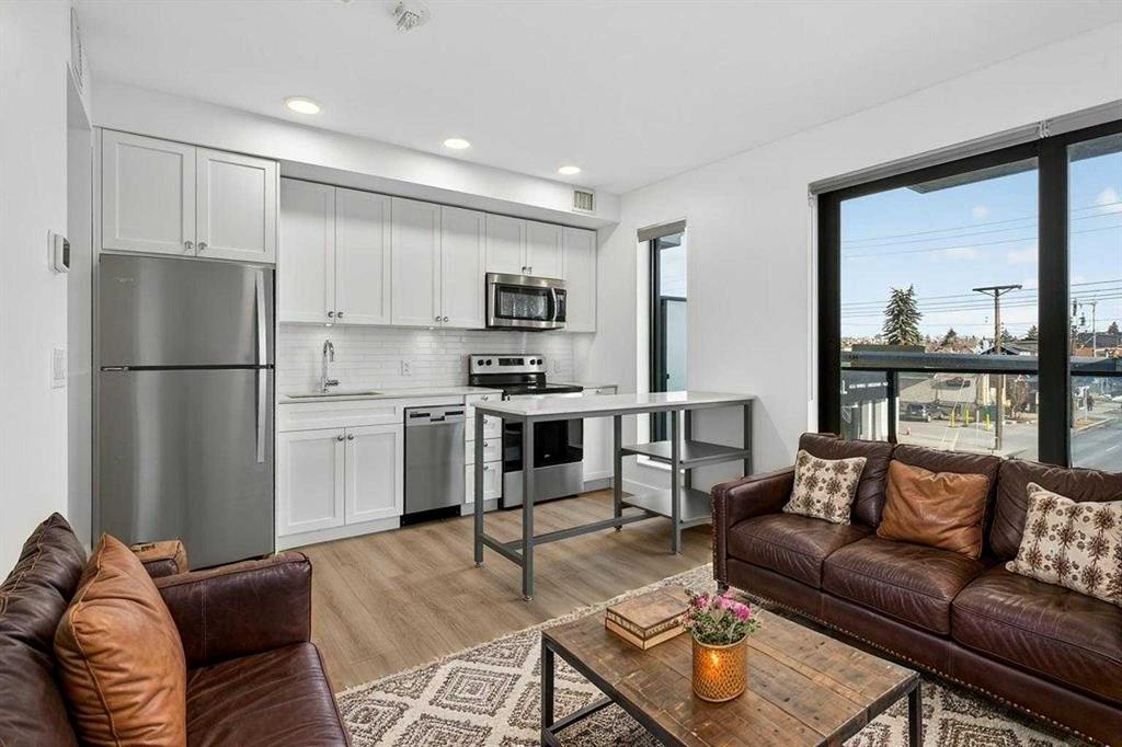 Picture for 206, 123 4 Street NE