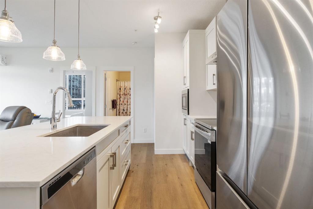 Picture for 117, 30 Walgrove  SE