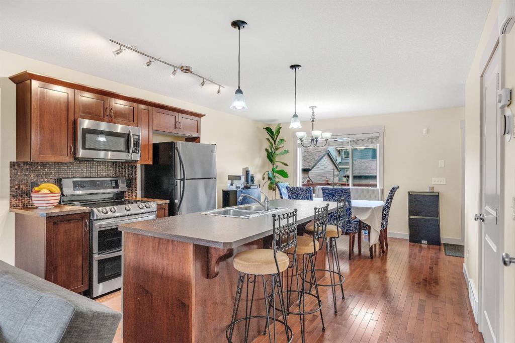 Picture for 301 Skyview Ranch Drive NE