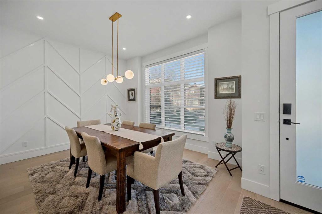 Picture for 453 26 Avenue NW