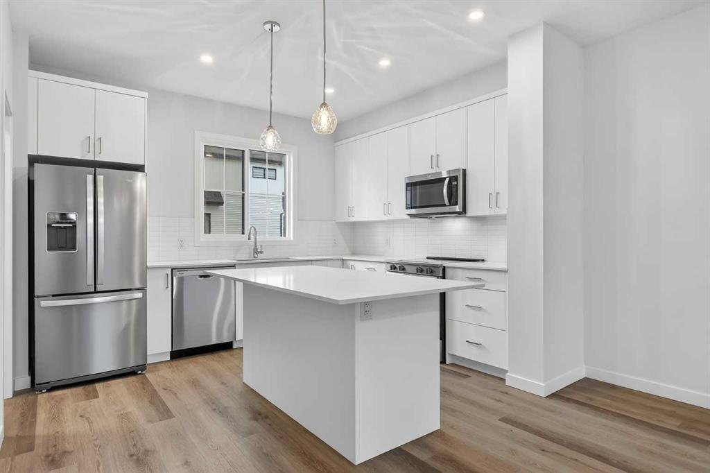 Picture for 125, 1750 Rangeview Drive SE