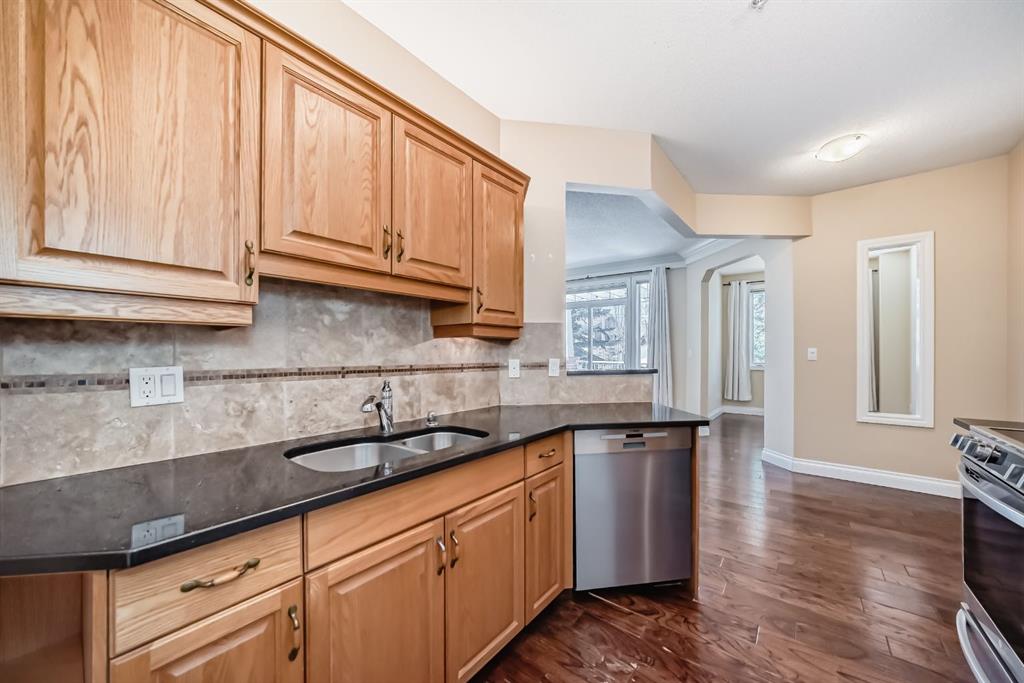 Picture for 203, 12505 Bonaventure Drive SE