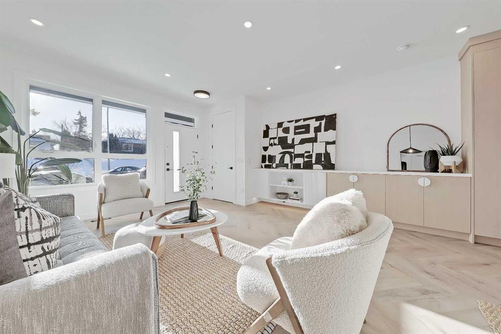 Picture for 1, 1524 29 Avenue SW