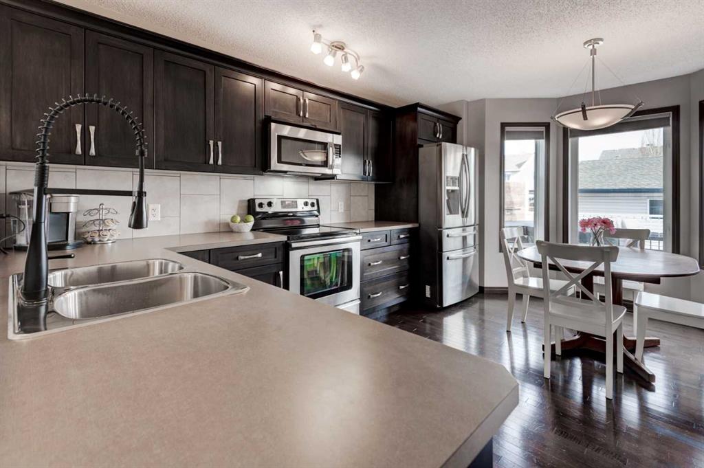 Picture for 58 Elgin Meadows Gardens SE