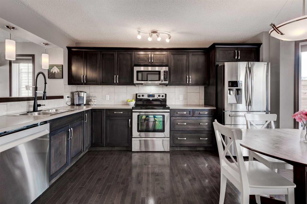 Picture for 58 Elgin Meadows Gardens SE