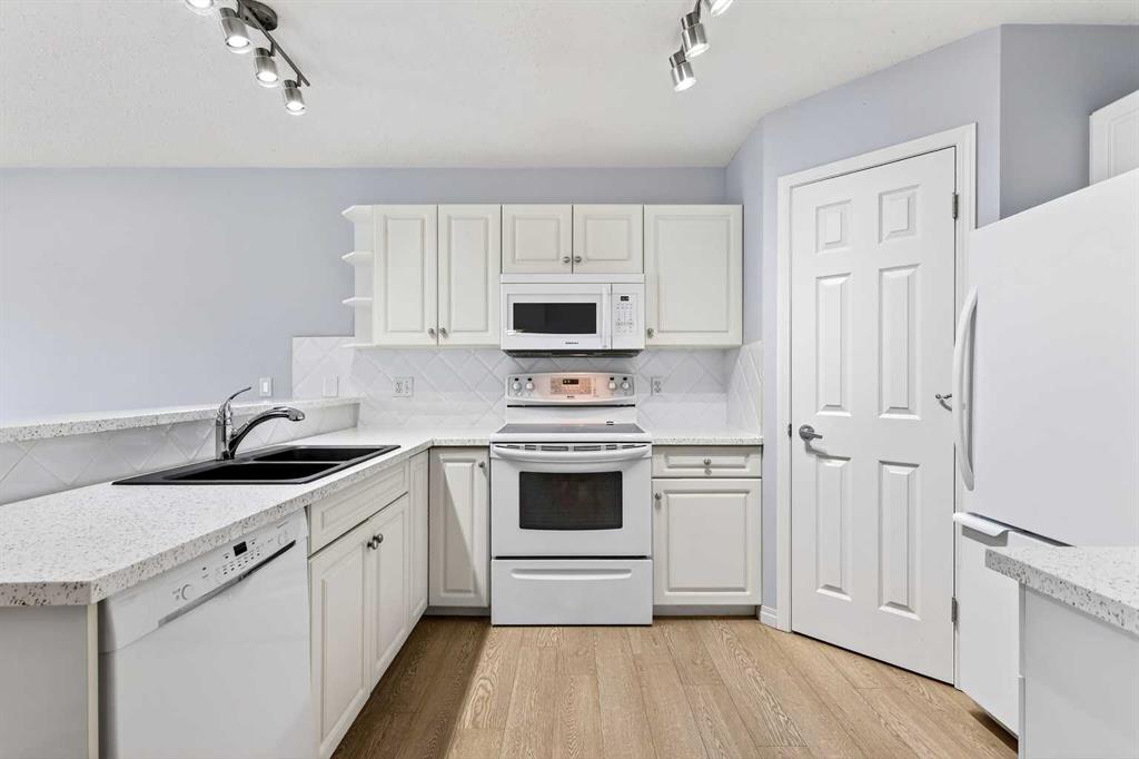 Picture for 11 Chaparral Ridge Terrace SE