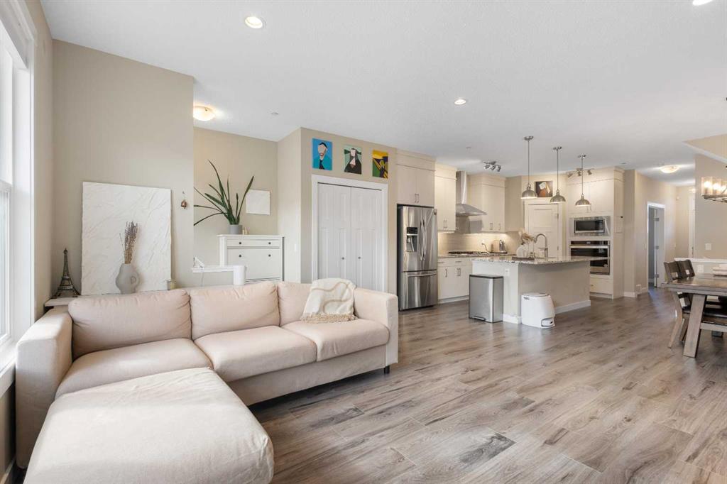 Picture for 227 148 Avenue NW