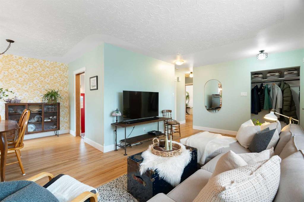 Picture for 4823 Waverley Drive SW