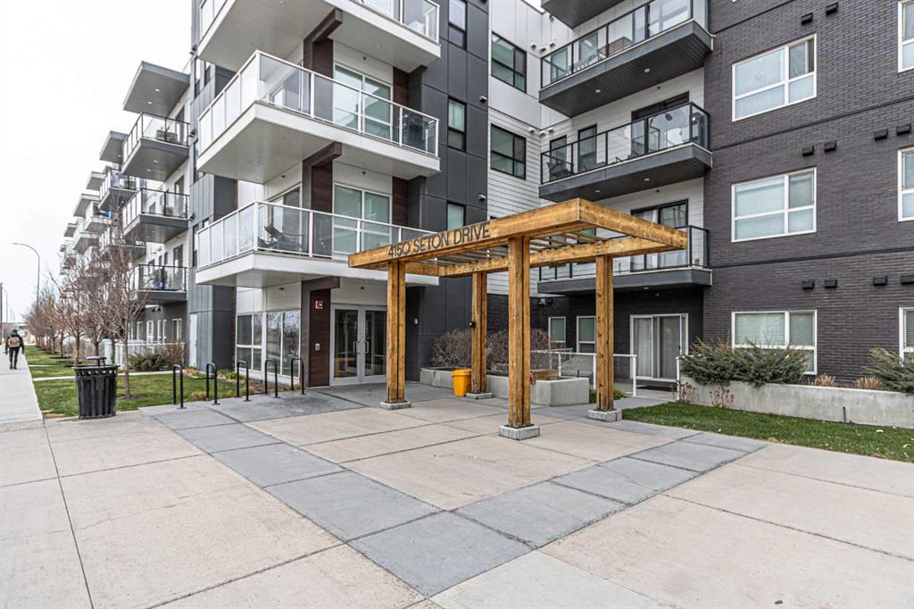 Picture for 107, 4150 Seton Drive SE