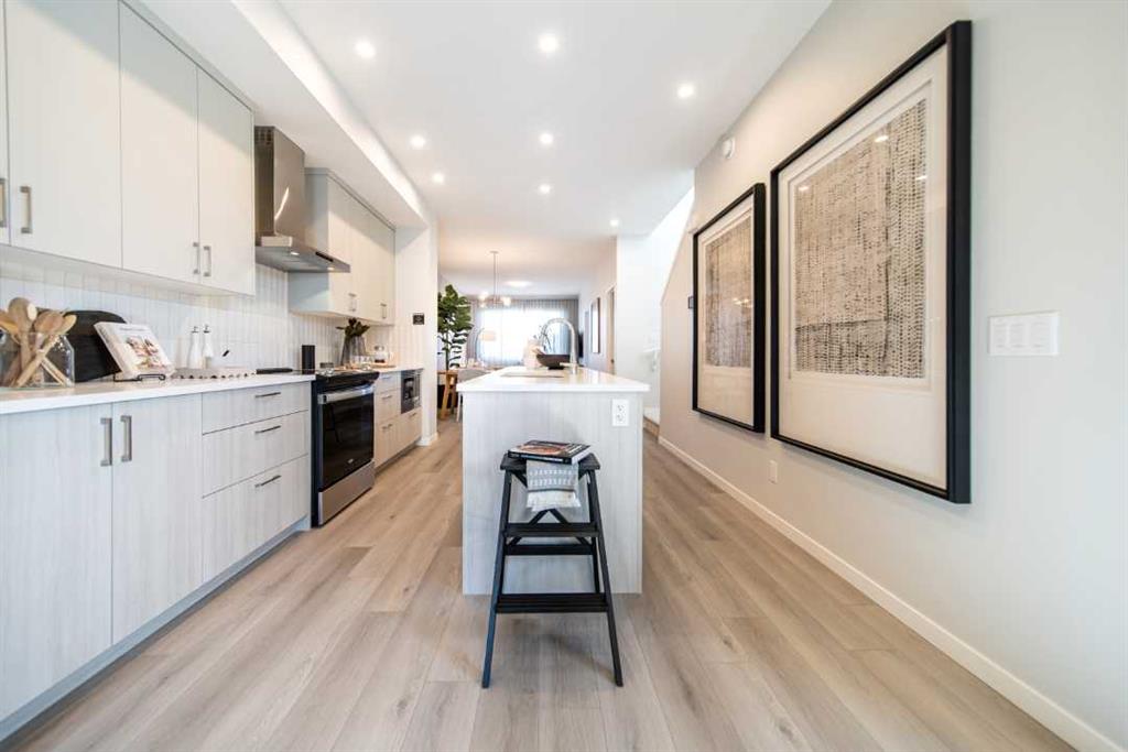 Picture for 19712 40 Street SE