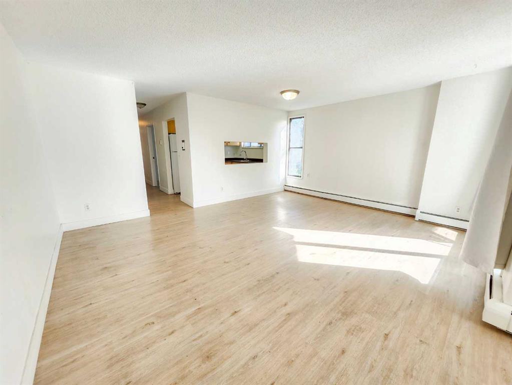 Picture for 423 3 Avenue NE