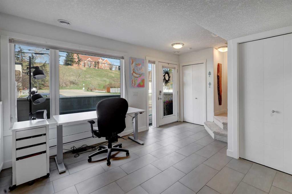 Picture for 117, 28 Mcdougall Court NE