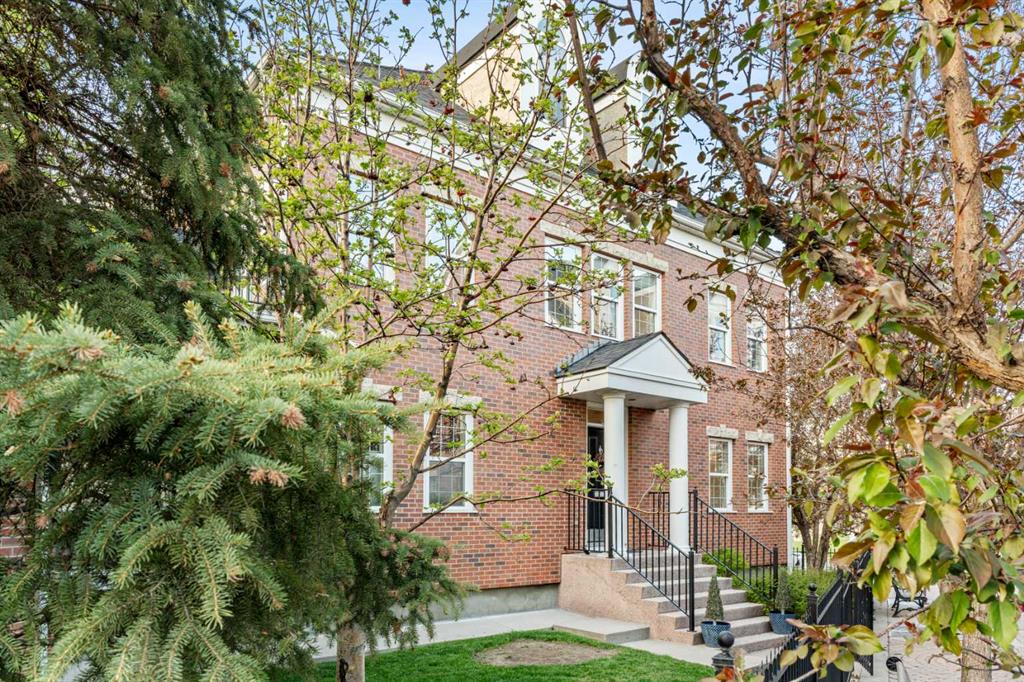 Picture for 230 Garrison Square SW