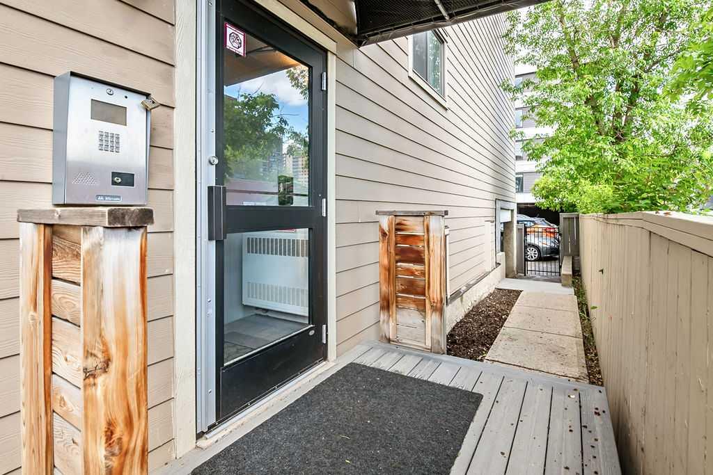 Picture for 204, 1512 16 Avenue SW