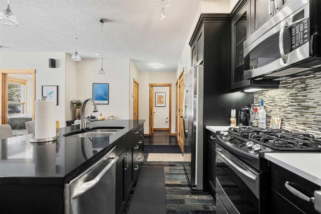 Picture for 102, 2100A Stewart Creek Drive  https://www.cirrealty.ca/reb/creb/82/A2265382_10.jpg